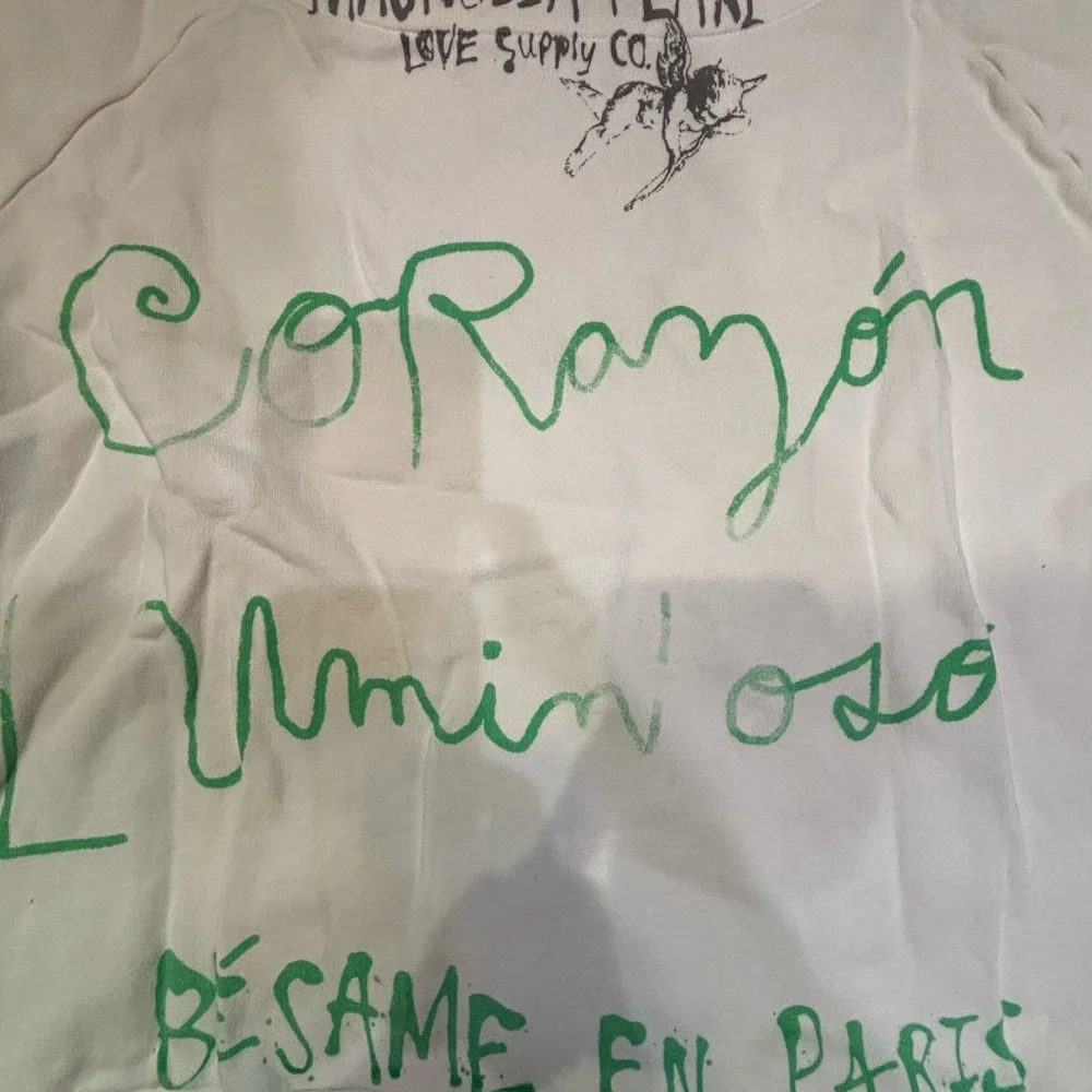 Magnolia Pearl White Sweatshirt with Green Frida Design Pristine Cond Tags inc - Picture 4 of 6